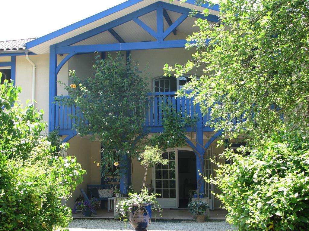 Domaine De Bassibe Bed & Breakfast Ségos Екстериор снимка
