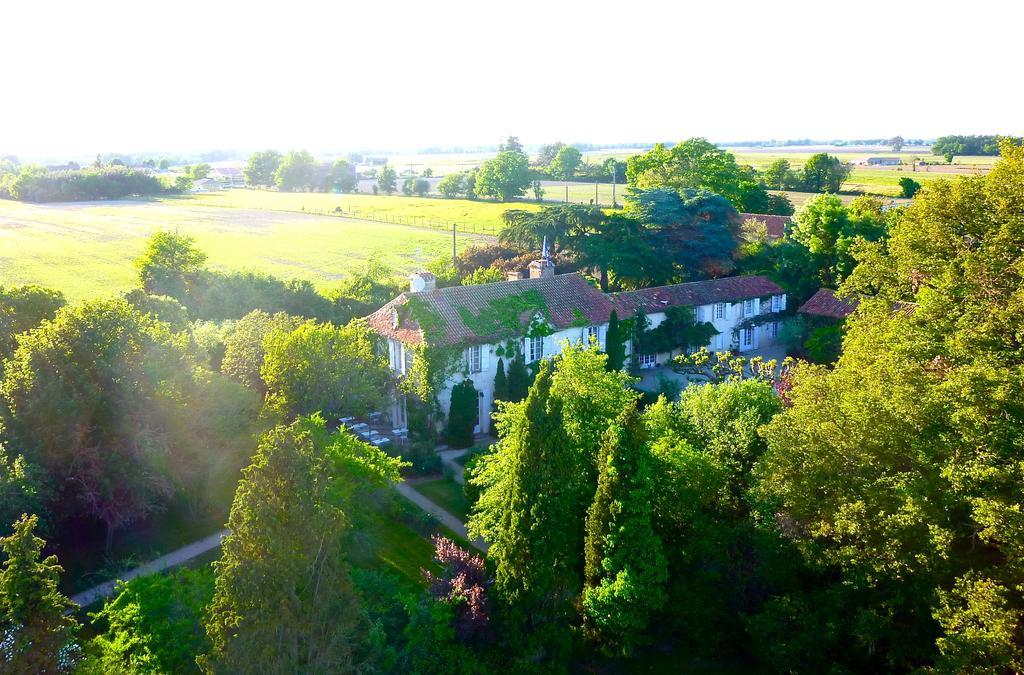 Domaine De Bassibe Bed & Breakfast Ségos Екстериор снимка