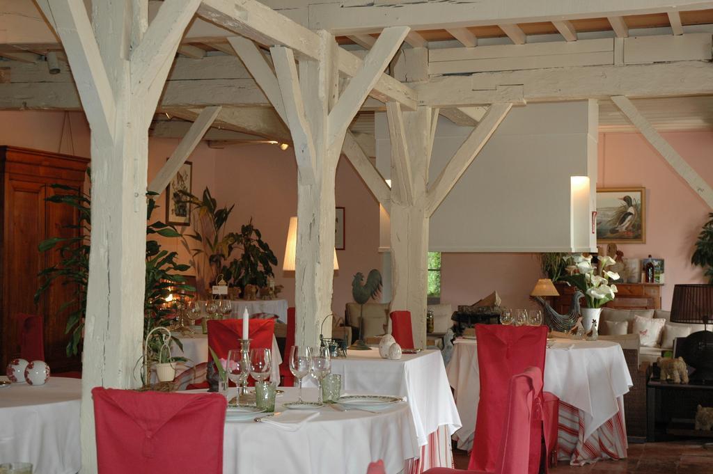 Domaine De Bassibe Bed & Breakfast Ségos Екстериор снимка